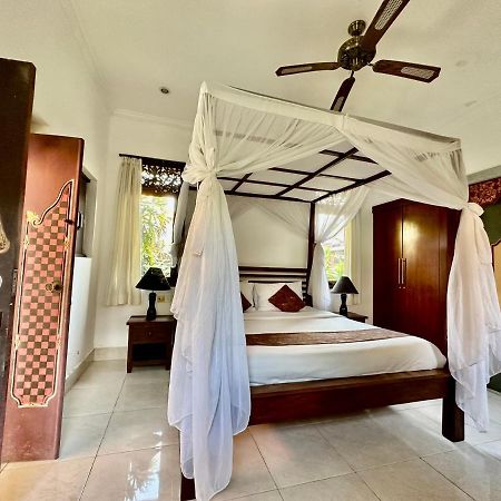 Mawa House Hotel Ubud Exterior foto